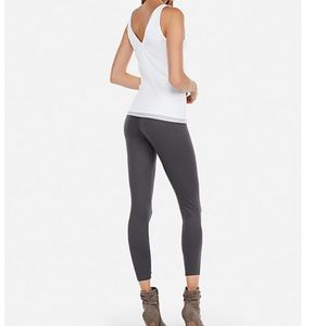 ❤️ NWT Express super soft gray leggings